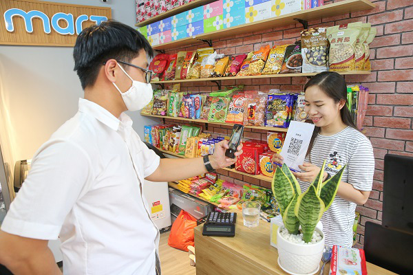 Tiệm tạp h&oacute;a đ&atilde; chuyển m&igrave;nh trong thời đại c&ocirc;ng nghệ số như thế n&agrave;o? - Ảnh 6.
