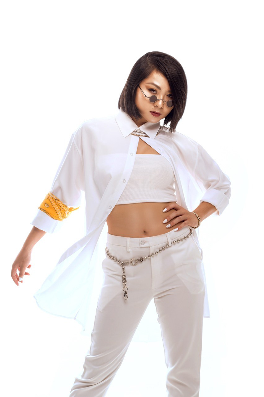 Cú bắt tay ngoạn mục của doanh nhân trẻ Davis Nguyễn, Masterchef Ngô Thanh Hoà và rapper Tuimi - Ảnh 3.