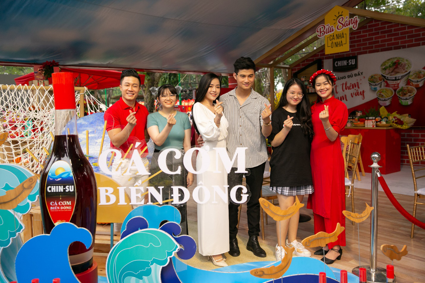 Giới trẻ rần rần check-in gian hàng Tết của CHIN-SU tại Lễ Hội Tết Việt 2021 - Ảnh 3. Giới trẻ rần rần check-in gian hàng Tết của CHIN-SU tại Lễ Hội Tết Việt 2021 - Ảnh 3.