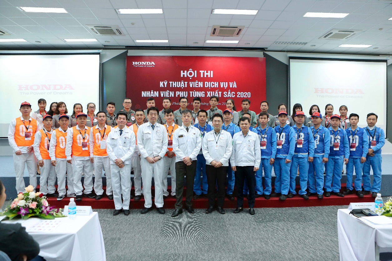 Honda Việt Nam tổ chức vòng chung kết Hội thi kỹ thuật viên dịch vụ và nhân viên phụ tùng xuất sắc 2020 - Ảnh 1. Honda Việt Nam tổ chức vòng chung kết Hội thi kỹ thuật viên dịch vụ và nhân viên phụ tùng xuất sắc 2020 - Ảnh 1.