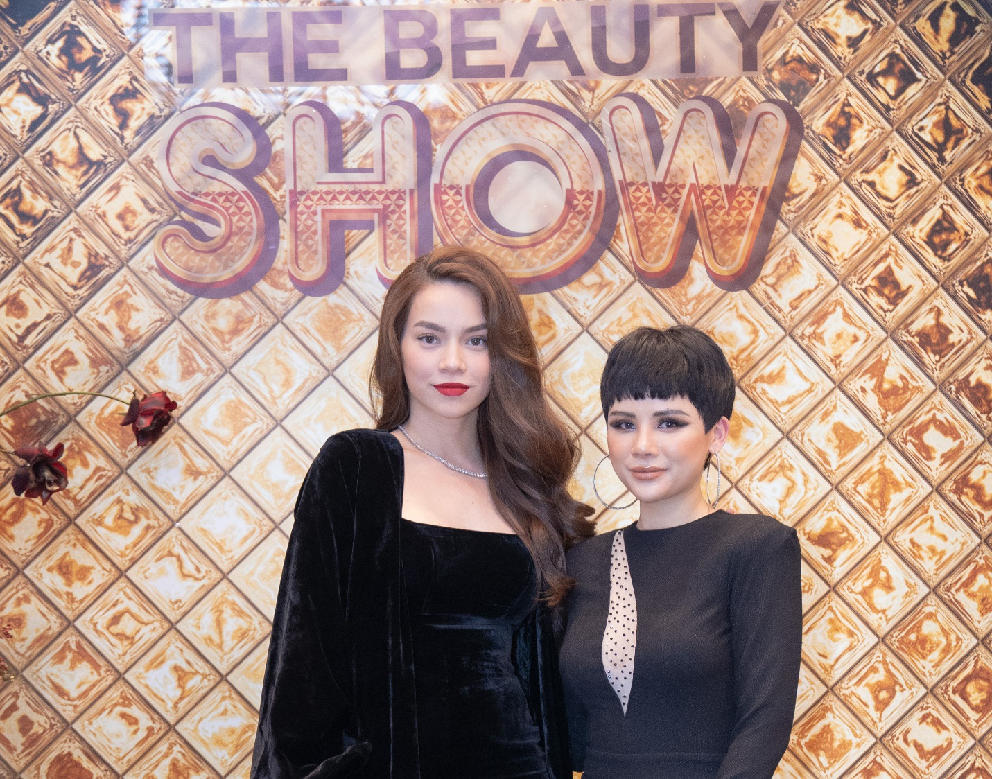 Hà Hồ hội ngộ DJ Kuns tại “The Beauty show” - Ảnh 1.