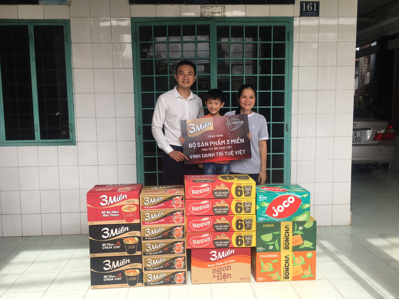 Bất ngờ khi tới thăm nhà các thí sinh Biệt đội Siêu Trí Tuệ Việt Nam mùa 2 - Ảnh 4. Bất ngờ khi tới thăm nhà các thí sinh Biệt đội Siêu Trí Tuệ Việt Nam mùa 2 - Ảnh 4.