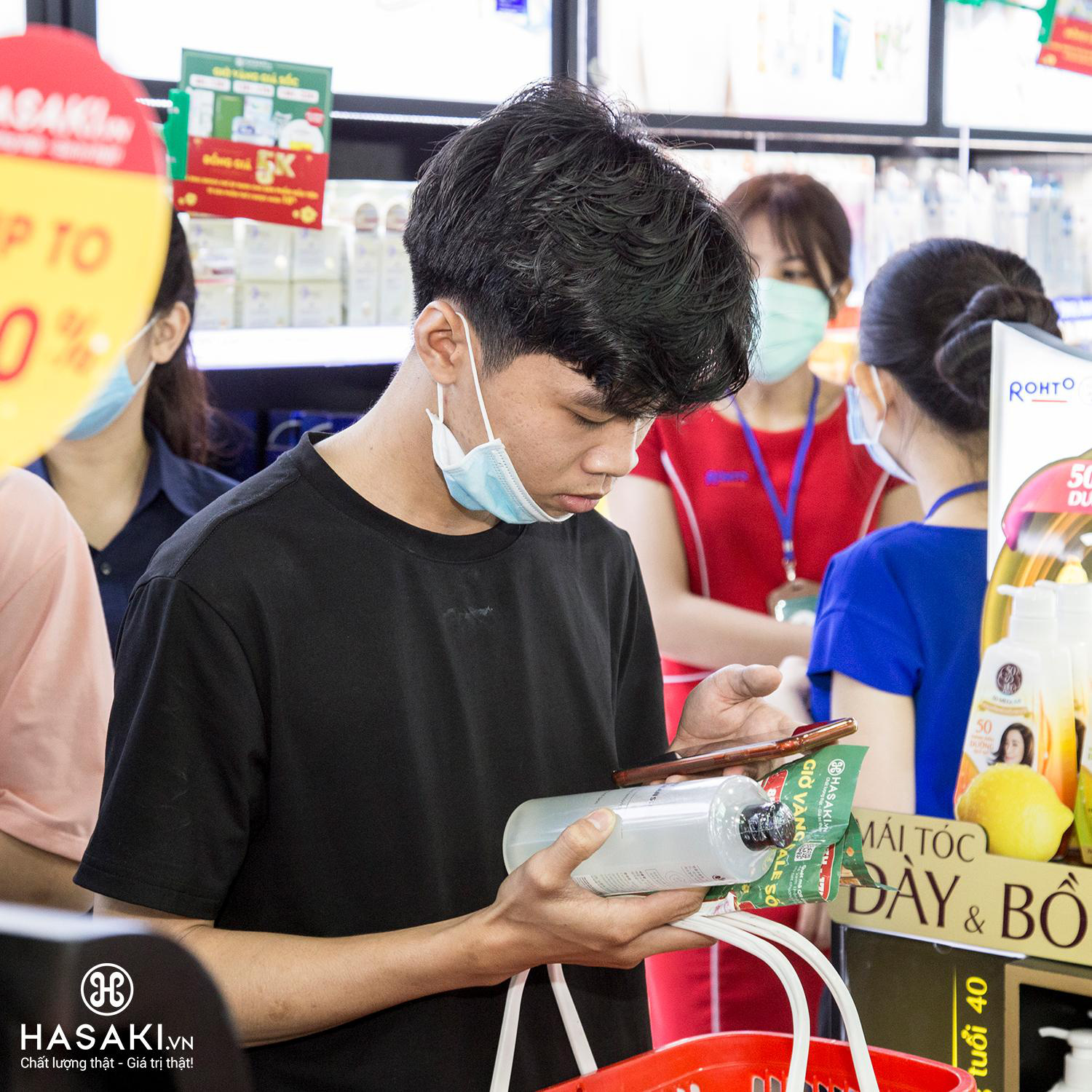 Hàng ngàn tín đồ làm đẹp hào hứng với không gian mua sắm xịn sò, cái gì cũng có ở Hasaki chi nhánh 15 - Ảnh 6.