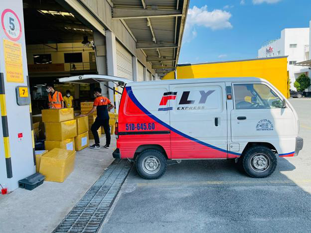 FLY Express - Công ty chuyển phát nhanh và Logistics uy tín tại Việt Nam