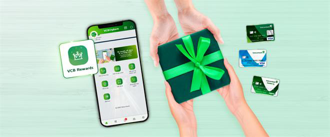 Bí kíp chi tiêu nhận quà cho các tín đồ của VCB - Ảnh 1. Bí kíp chi tiêu nhận quà cho các tín đồ của VCB - Ảnh 1.