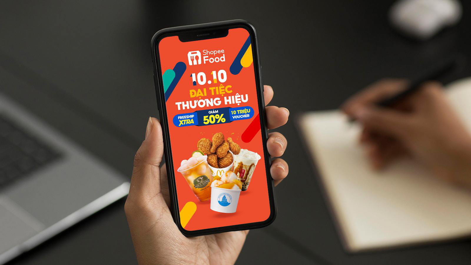 Check-in loạt thương hiệu đình đám ngày trở lại: Đơn order “đông nghẹt” còn tặng thêm ưu đãi - Ảnh 1. Check-in loạt thương hiệu đình đám ngày trở lại: Đơn order “đông nghẹt” còn tặng thêm ưu đãi - Ảnh 1.