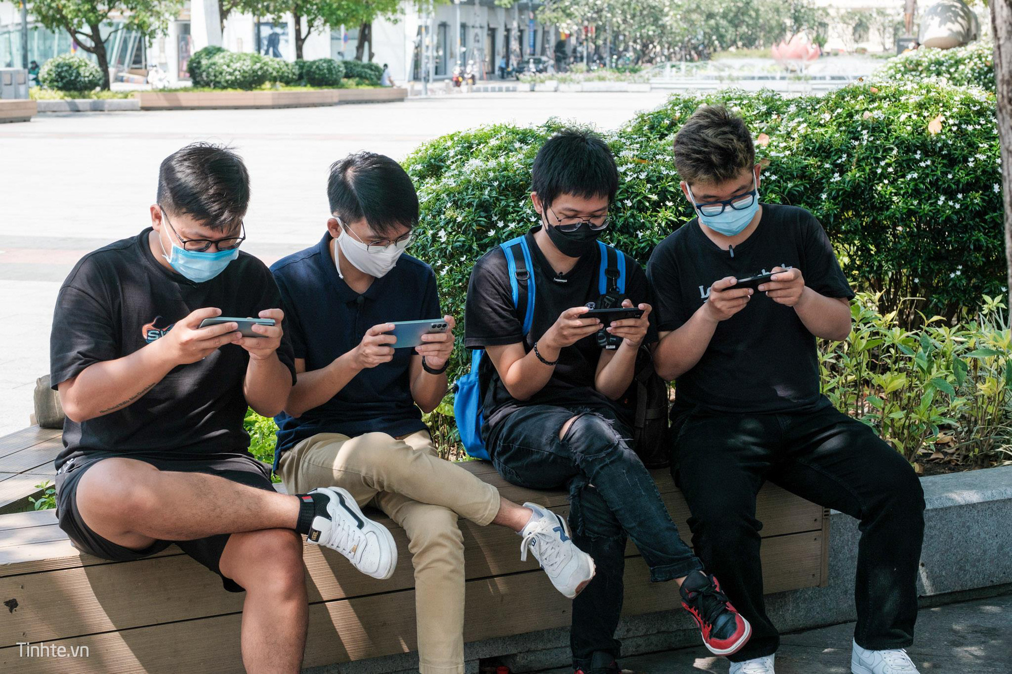Vào mà xem cách người chơi hệ 5G giải trí, tưởng vô lý nhưng thuyết phục vô cùng! - Ảnh 3. Vào mà xem cách người chơi hệ 5G giải trí, tưởng vô lý nhưng thuyết phục vô cùng! - Ảnh 3.