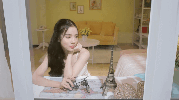 LyLy hóa nàng thơ ngọt ngào trong music video mới ra mắt “Vì Làn Hương Ấy” - Ảnh 3.