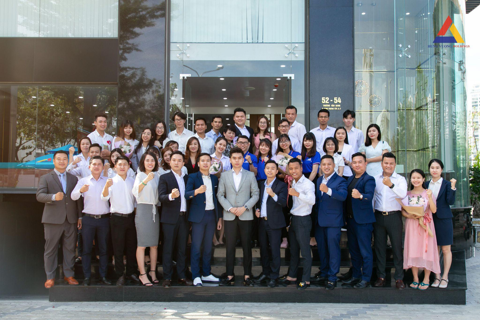 Hưng Vượng Holdings - Tập đoàn kiến tạo giá trị chắp cánh tinh hoa - Ảnh 1. Hưng Vượng Holdings - Tập đoàn kiến tạo giá trị chắp cánh tinh hoa - Ảnh 1.