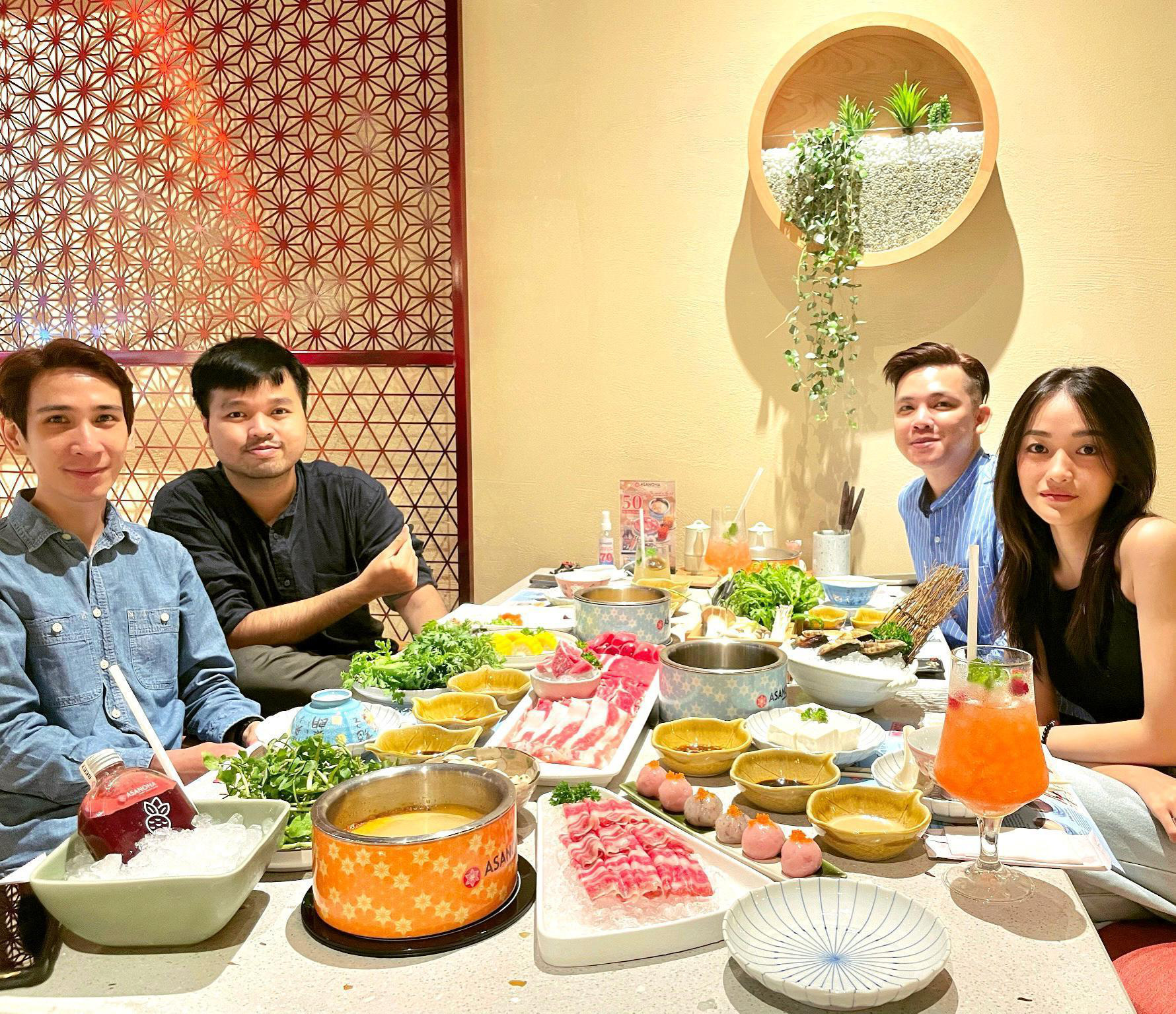 Thưởng lẩu một người - xu hướng hiện đại dần trở thành phong cách sống - Ảnh 1. Thưởng lẩu một người - xu hướng hiện đại dần trở thành phong cách sống - Ảnh 1.