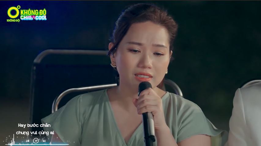 Dàn ca sĩ 2 miền Nam Bắc hội tụ giải tỏa căng thẳng - Ảnh 4. Dàn ca sĩ 2 miền Nam Bắc hội tụ giải tỏa căng thẳng - Ảnh 4.