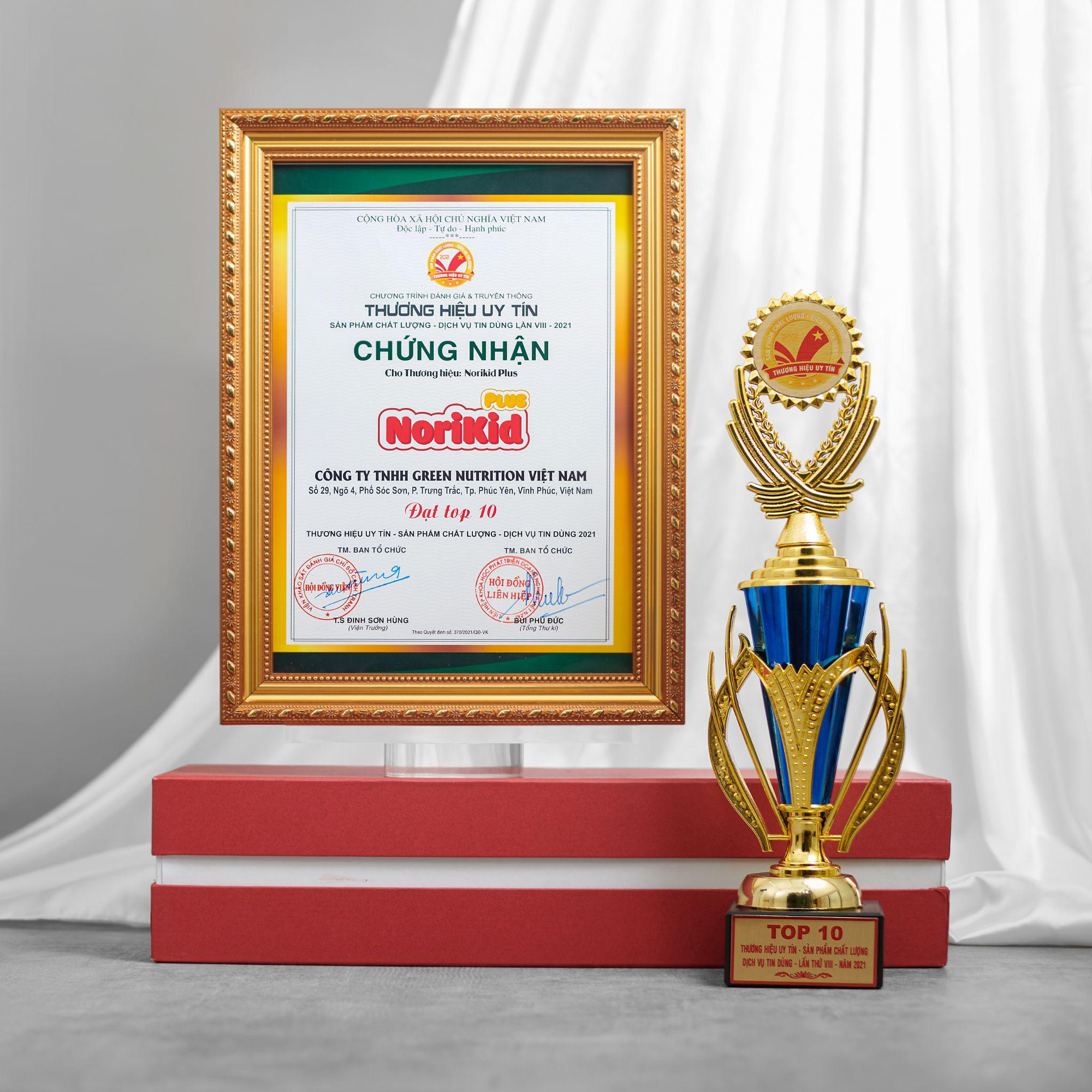 Norikid Plus nhận giải thưởng “Top 10 sản phẩm chất lượng – dịch vụ tin dùng năm 2021” - Ảnh 1. Norikid Plus nhận giải thưởng “Top 10 sản phẩm chất lượng – dịch vụ tin dùng năm 2021” - Ảnh 1.