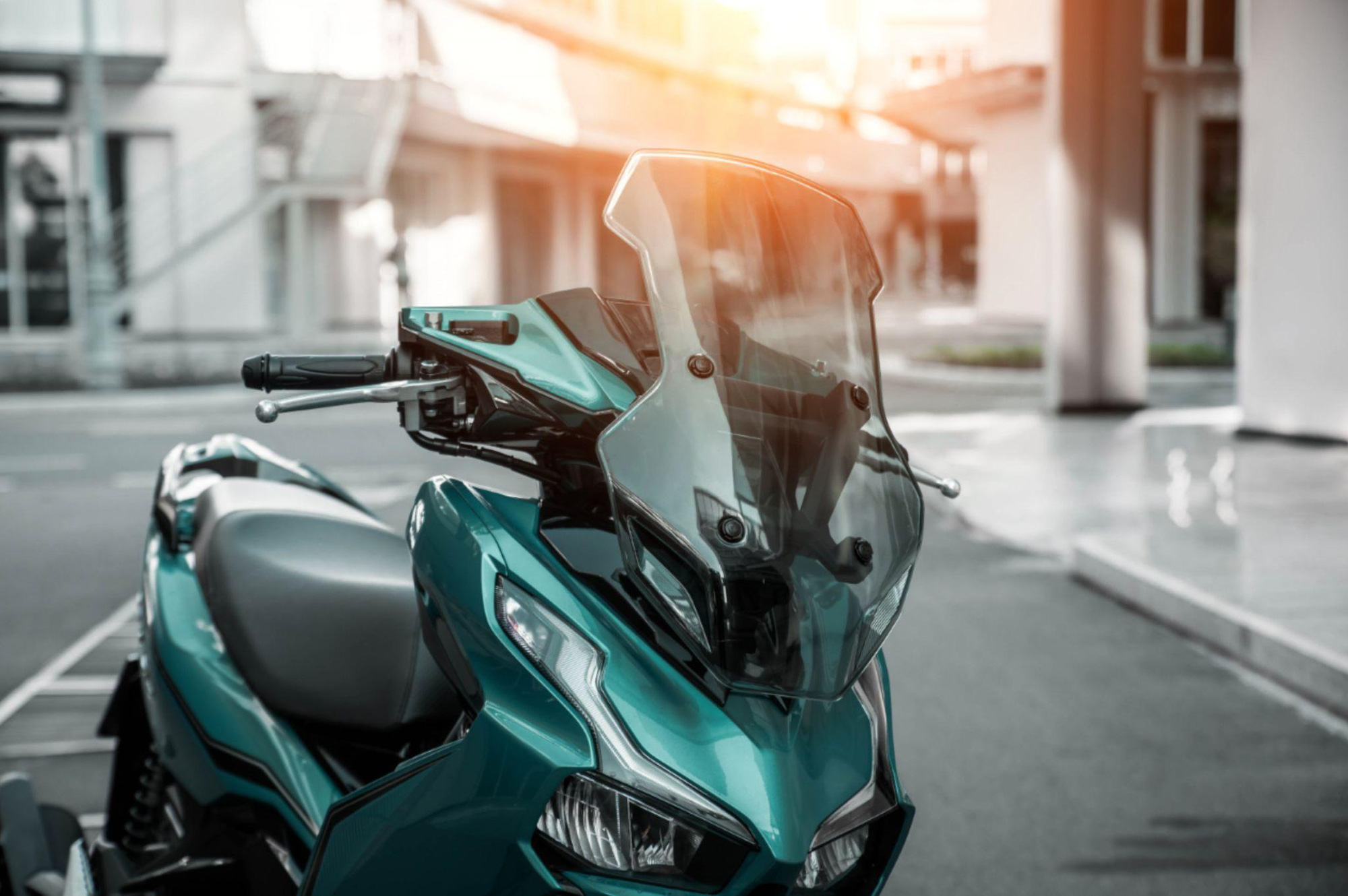 Khám phá bộ đèn LED 2 tầng khiến giới trẻ đua nhau đi thay áo mới cho xe máy - Ảnh 1. Khám phá bộ đèn LED 2 tầng khiến giới trẻ đua nhau đi thay áo mới cho xe máy - Ảnh 1.