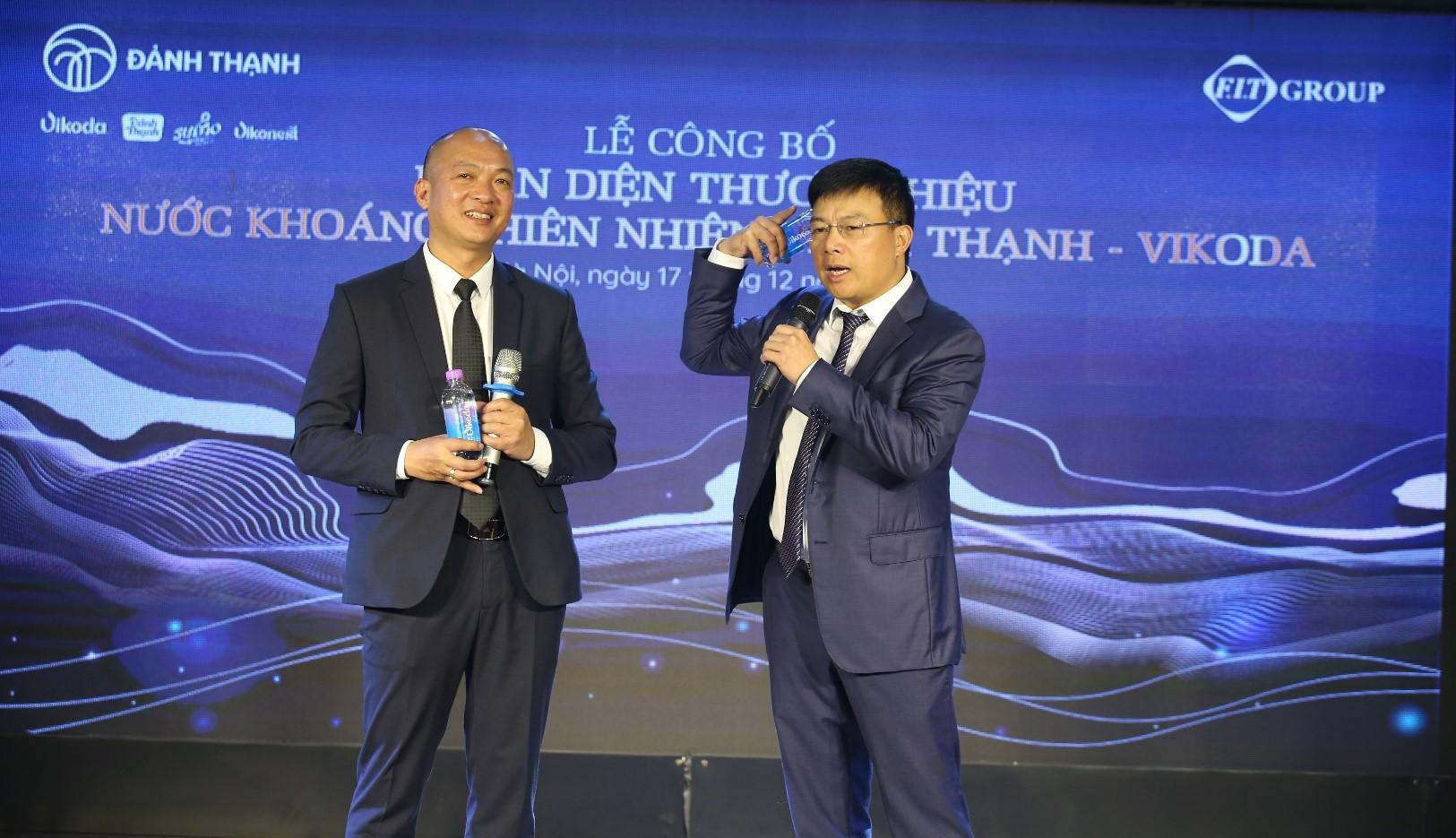 Vikoda ‘thay áo mới’, ví nước khoáng kiềm tự nhiên quý như kim cương - Ảnh 1. Vikoda ‘thay áo mới’, ví nước khoáng kiềm tự nhiên quý như kim cương - Ảnh 1.