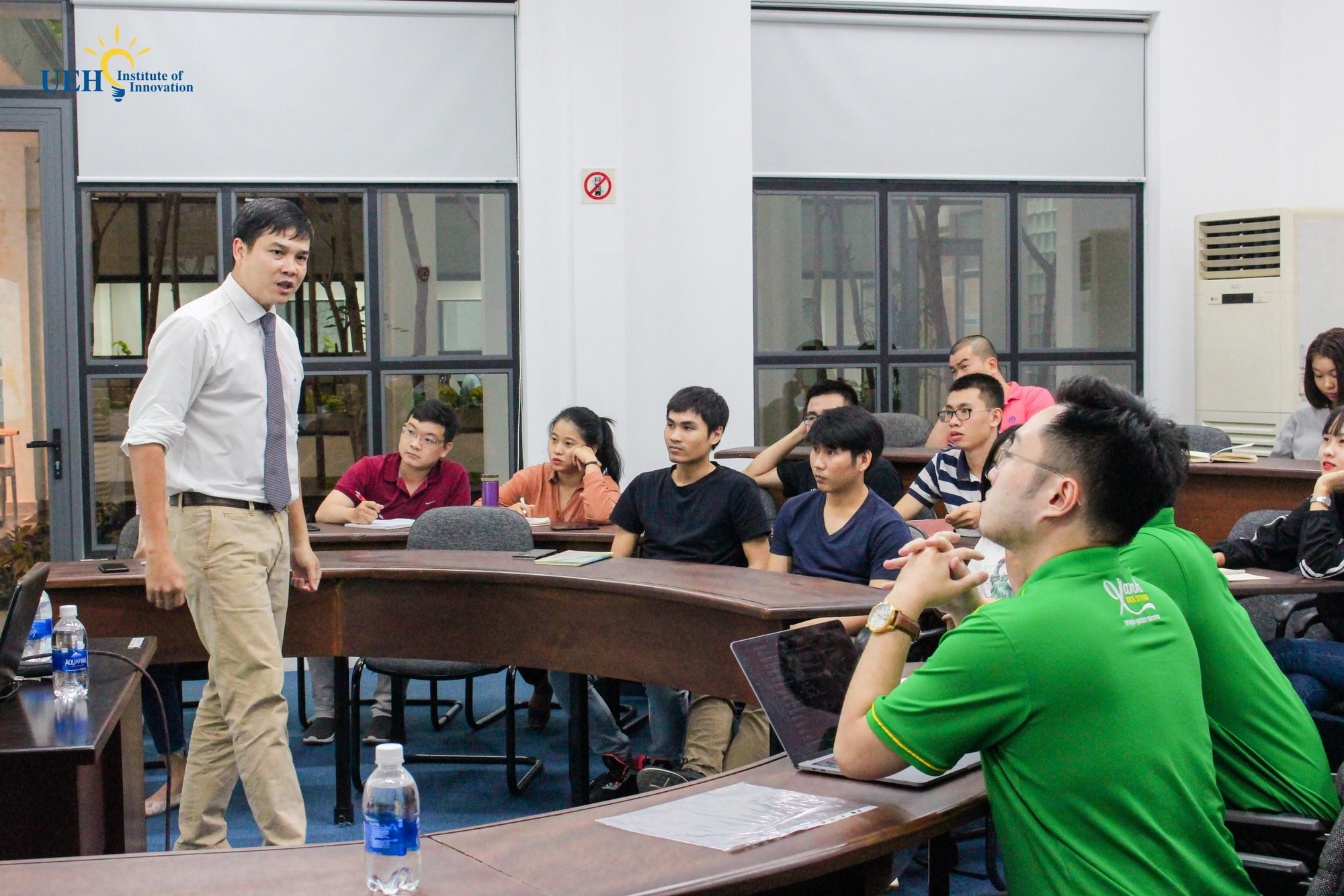 Giới trẻ đau đầu với câu hỏi: Học gì, làm gì trong thời đại 4.0 để không thất nghiệp? - Ảnh 3.
