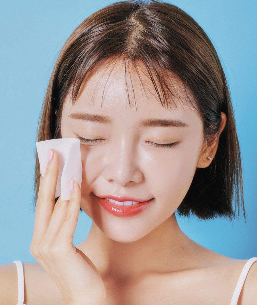 D&ugrave; l&agrave; skincare tối giản kiểu Nhật hay tối đa kiểu H&agrave;n, vẫn kh&ocirc;ng thể n&agrave;o thiếu item n&agrave;y! - Ảnh 1.