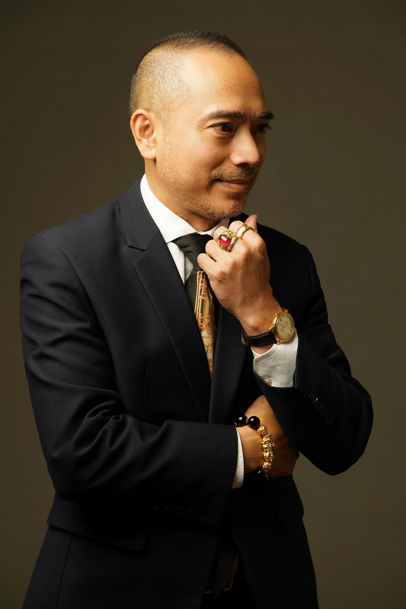 Ông Bùi Quang Hải: Trong Covid, làm thiết bị y tế như Công ty Cổ Phần Thương Mại Quốc Tế HBC vẫn gặp khó khăn - Ảnh 3. Ông Bùi Quang Hải: Trong Covid, làm thiết bị y tế như Công ty Cổ Phần Thương Mại Quốc Tế HBC vẫn gặp khó khăn - Ảnh 3.