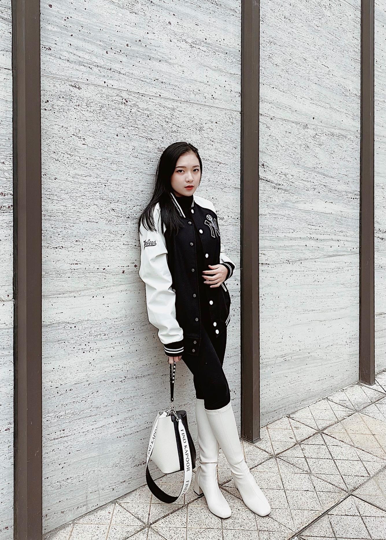 Muôn kiểu phối đồ như fashionista với một chiếc túi Bucket của Find Kapoor - Ảnh 5.