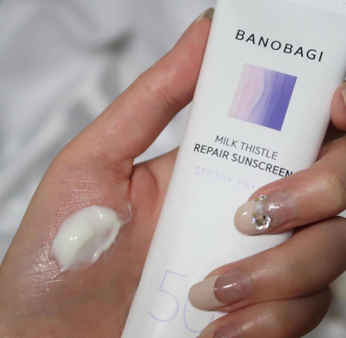 Tuýp kem chống nắng thuần vật lý an toàn với làn da nhạy cảm nhất, đang được hội chị em “kháo” nhau dùng thử - Ảnh 4. Tuýp kem chống nắng thuần vật lý an toàn với làn da nhạy cảm nhất, đang được hội chị em “kháo” nhau dùng thử - Ảnh 4.