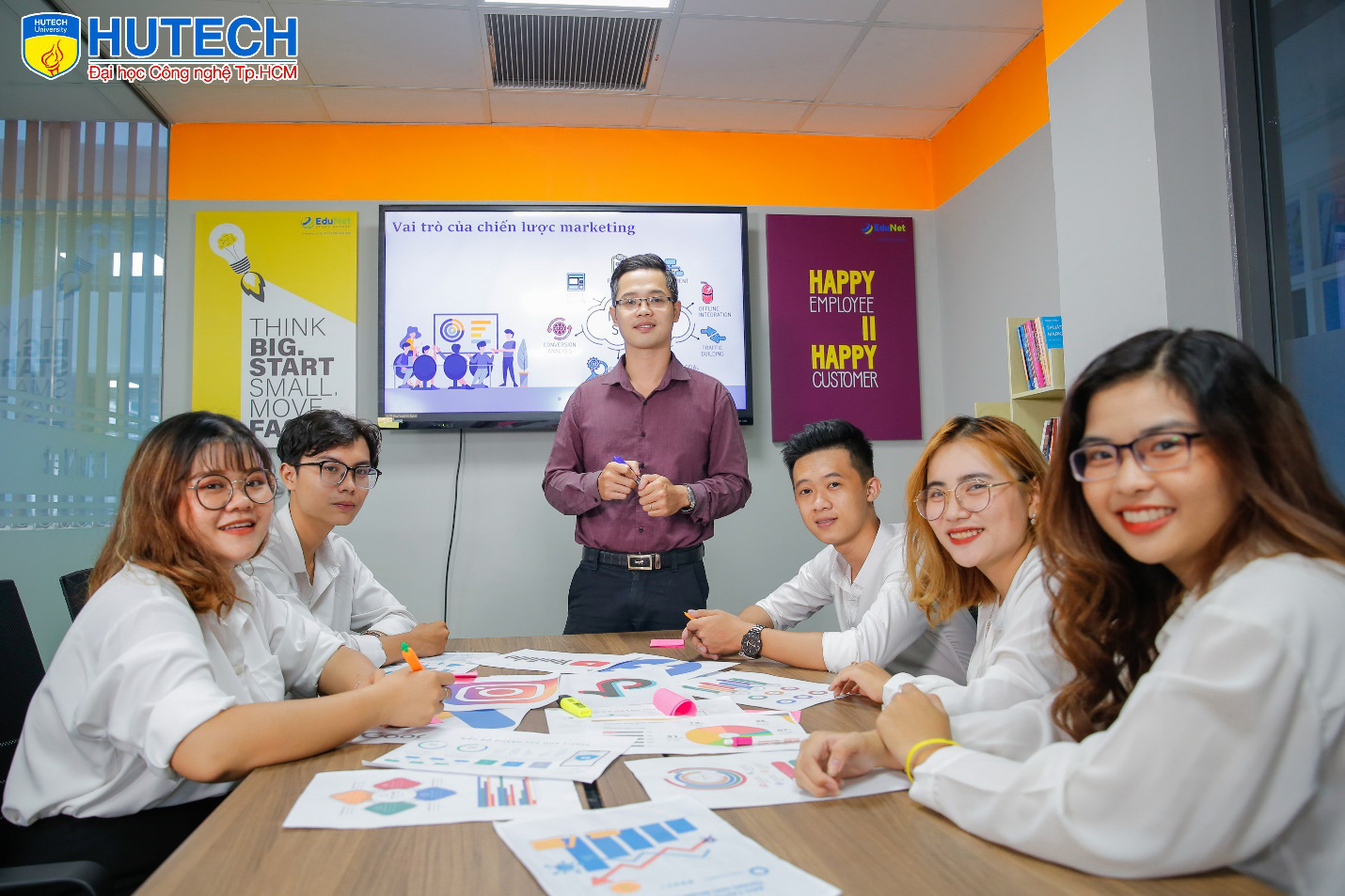 Ngành Quan hệ công chúng: Lựa chọn triển vọng cho team 2k3 năng động - Ảnh 1.