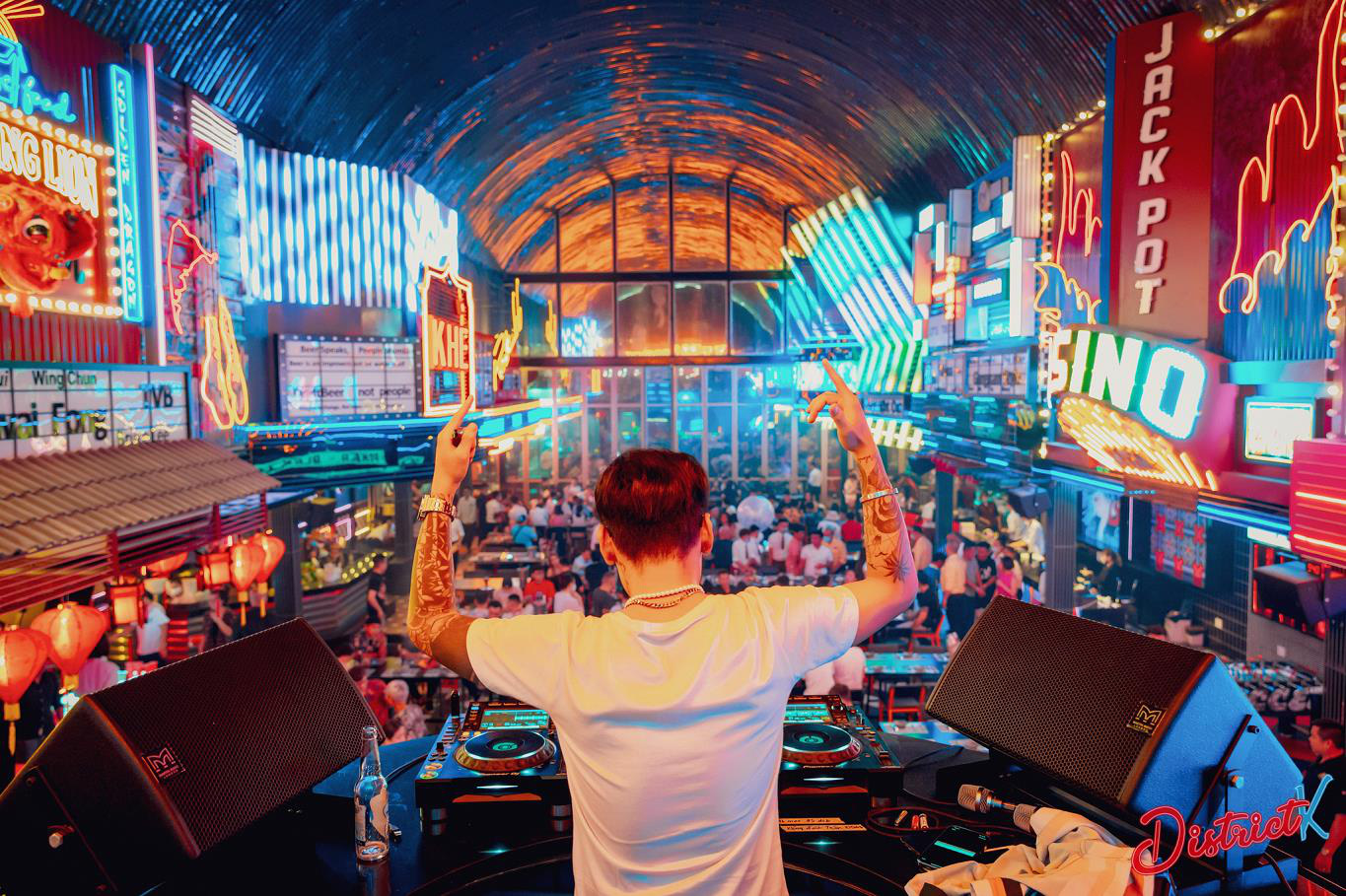 L&ecirc;n lịch check-in District K - điểm đến h&oacute;t h&ograve;n họt giữa tr&aacute;i tim S&agrave;i G&ograve;n - Ảnh 4.