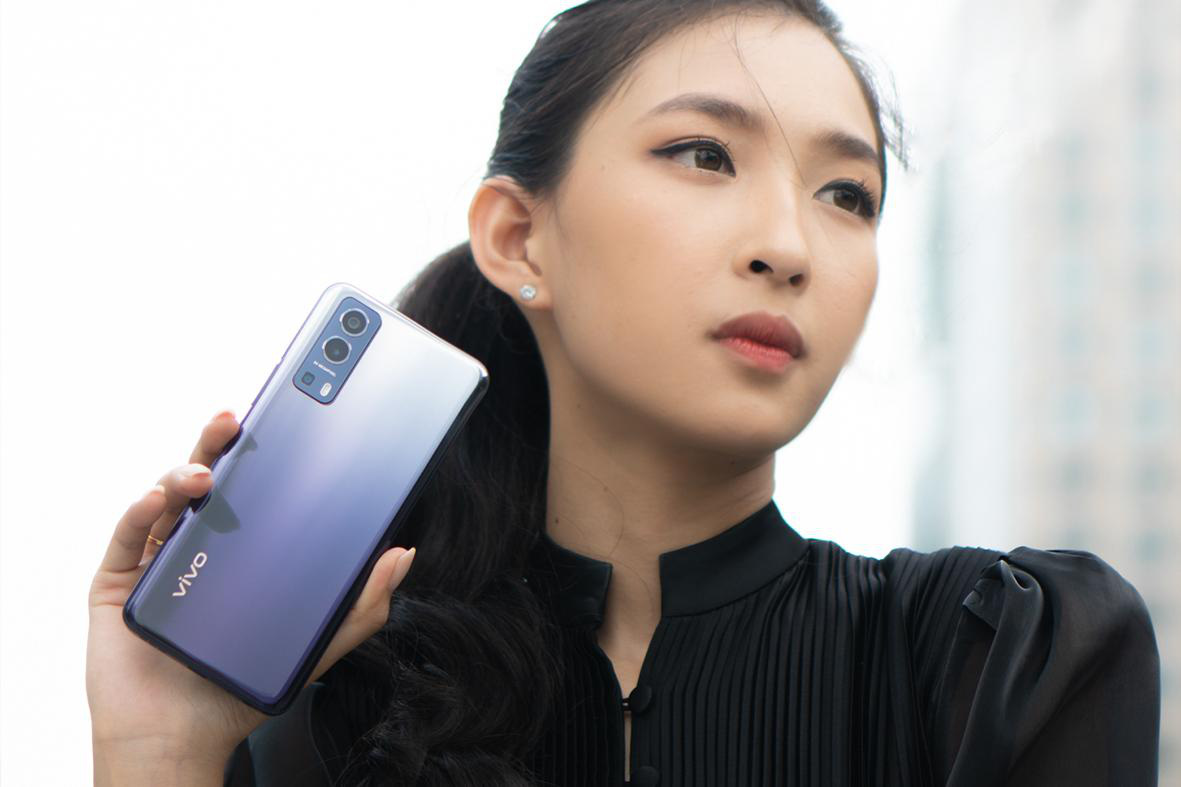 vivo Y72 5G lên kệ Thế Giới Di Động: Giá hời, quà ngon, chốt đi chờ chi - Ảnh 3. vivo Y72 5G lên kệ Thế Giới Di Động: Giá hời, quà ngon, chốt đi chờ chi - Ảnh 3.
