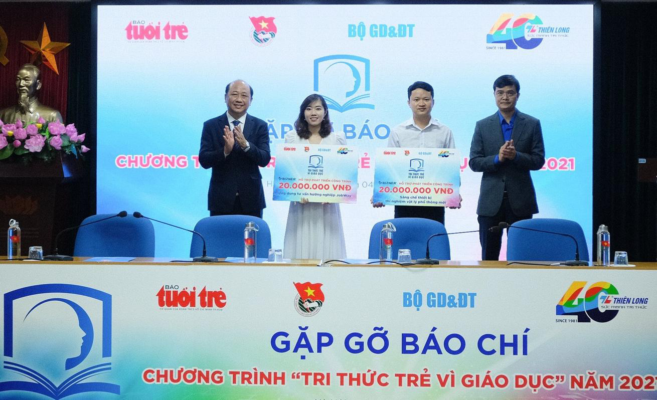 “Tri thức trẻ vì giáo dục” năm 2021: 5 thay đổi lớn để tiến vào kỷ nguyên mới - Ảnh 1.