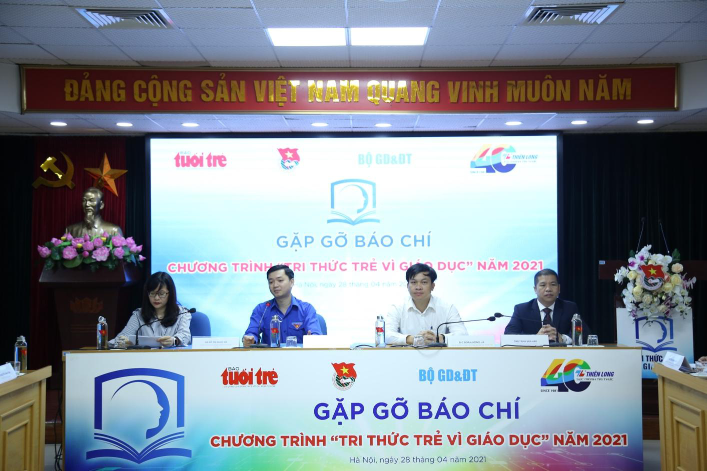 “Tri thức trẻ vì giáo dục” năm 2021: 5 thay đổi lớn để tiến vào kỷ nguyên mới - Ảnh 2.