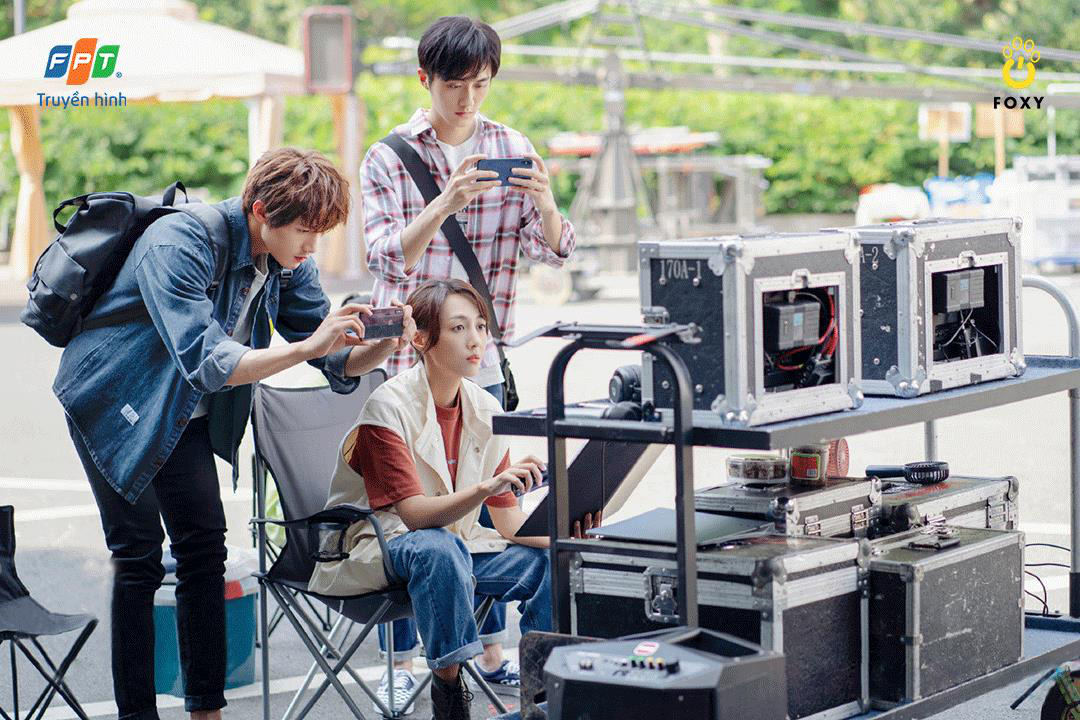 Hé lộ thâm cung bí sử showbiz, Dưới Lớp Vỏ Bọc còn vũ khí nào hút fan - Ảnh 4. Hé lộ thâm cung bí sử showbiz, Dưới Lớp Vỏ Bọc còn vũ khí nào hút fan - Ảnh 4.