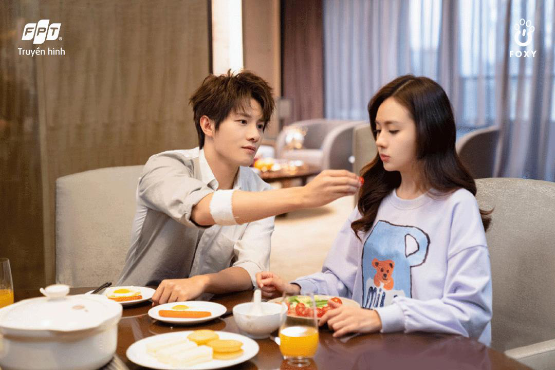 Hé lộ thâm cung bí sử showbiz, Dưới Lớp Vỏ Bọc còn vũ khí nào hút fan - Ảnh 5. Hé lộ thâm cung bí sử showbiz, Dưới Lớp Vỏ Bọc còn vũ khí nào hút fan - Ảnh 5.