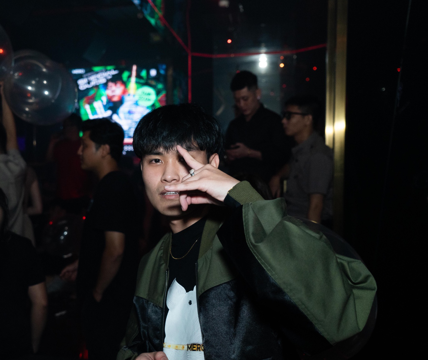 Party nửa tỷ của brand thời trang mới tại Việt Nam - Ảnh 5. Party nửa tỷ của brand thời trang mới tại Việt Nam - Ảnh 5.