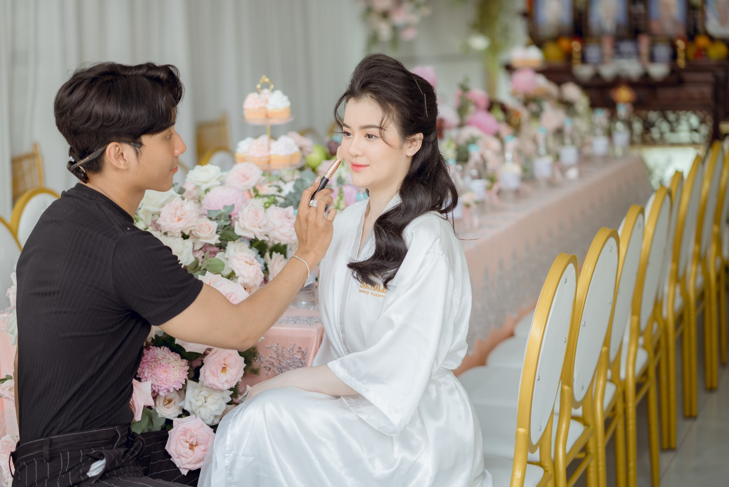 Sang Lê - chuyên gia trang điểm tên tuổi và tài năng của ngành makeup Việt - Ảnh 7. Sang Lê - chuyên gia trang điểm tên tuổi và tài năng của ngành makeup Việt - Ảnh 7.
