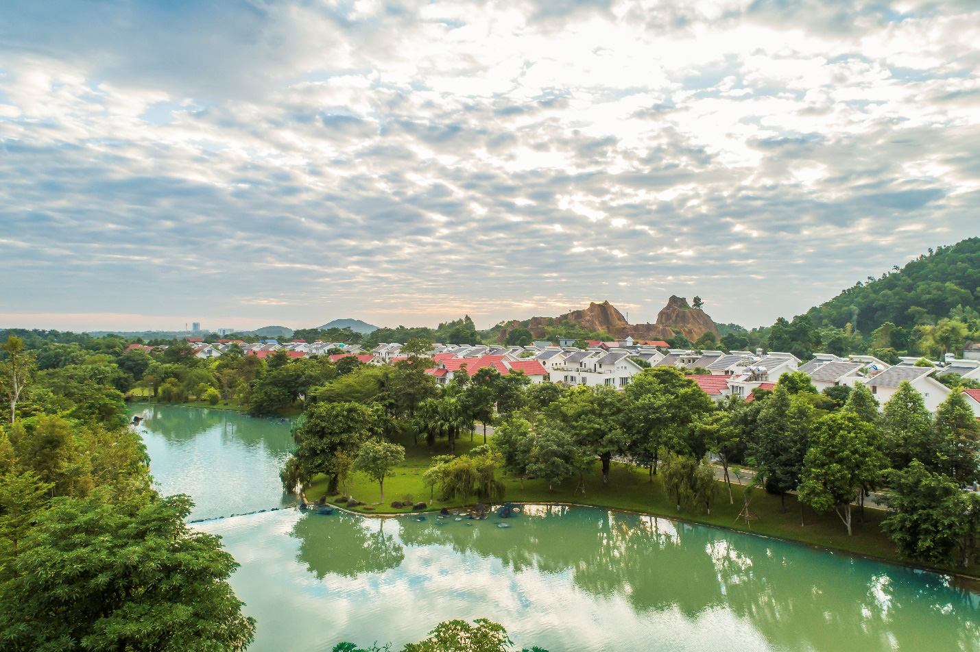 Xanh Villas và những câu chuyện chưa kể - Ảnh 2. Xanh Villas và những câu chuyện chưa kể - Ảnh 2.