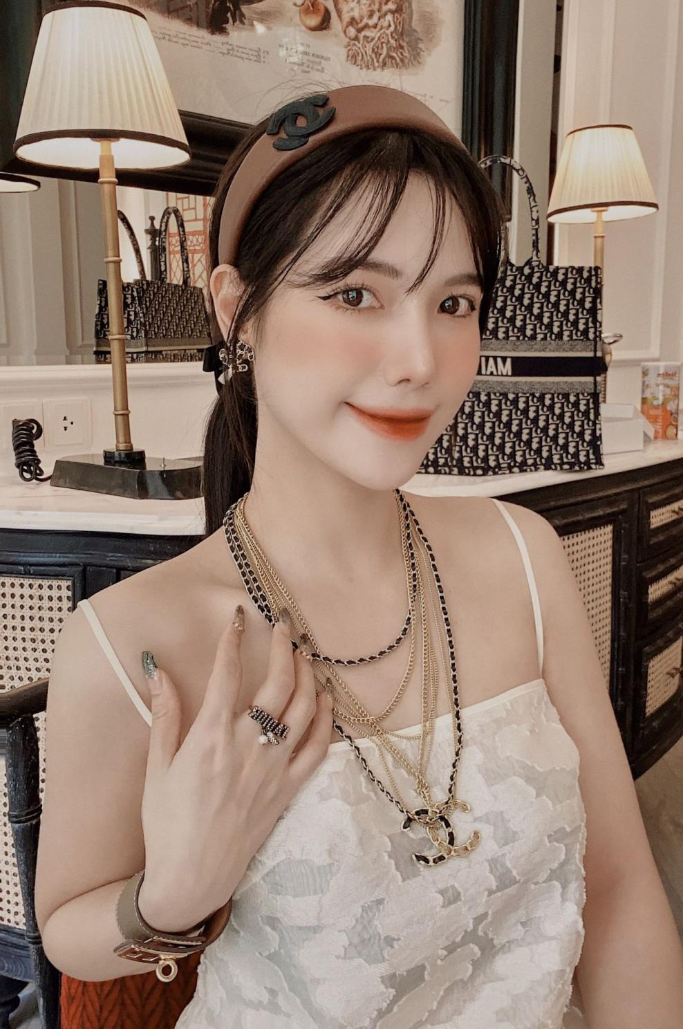 Mai Đỗ Makeup - Địa chỉ vàng mang lại diện mạo xinh đẹp lộng lẫy cho các cô dâu - Ảnh 2. Mai Đỗ Makeup - Địa chỉ vàng mang lại diện mạo xinh đẹp lộng lẫy cho các cô dâu - Ảnh 2.