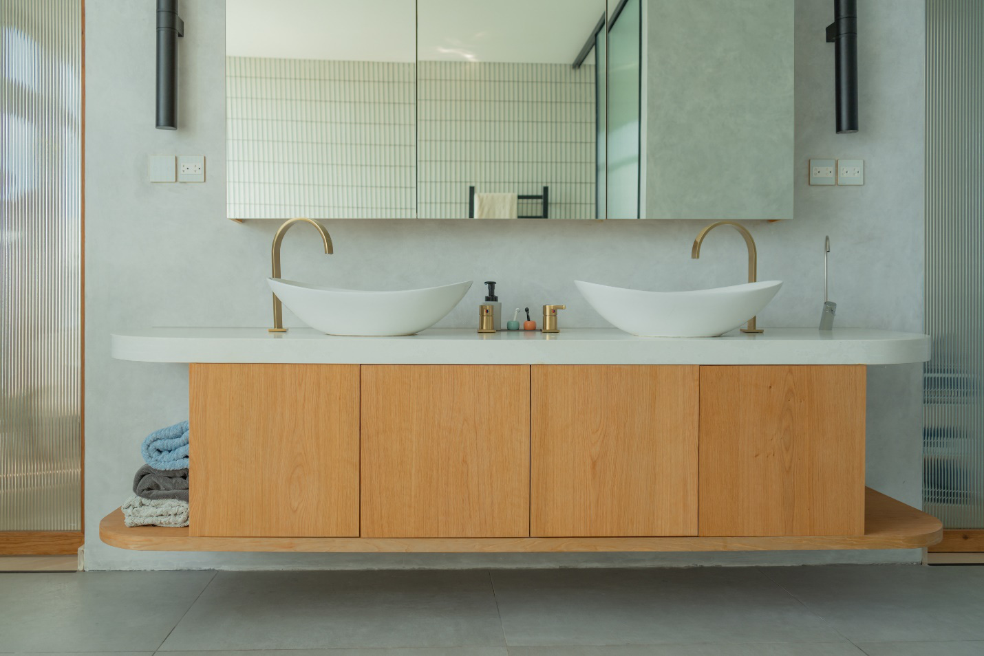 Khám phá penhouse 234m2 cực xịn theo phong cách Wabi sabi của Dino Vũ - Ảnh 6. Khám phá penhouse 234m2 cực xịn theo phong cách Wabi sabi của Dino Vũ - Ảnh 6.