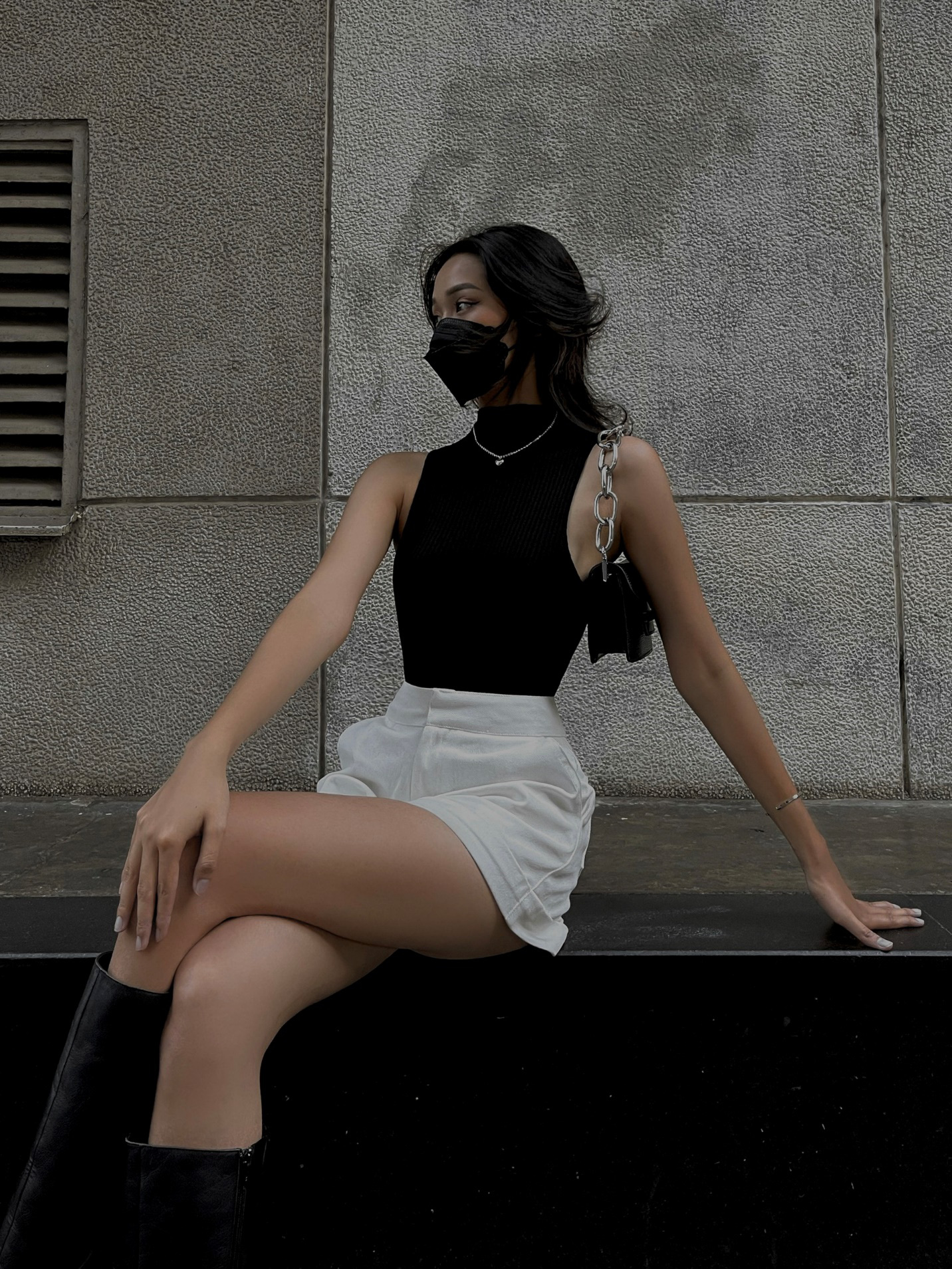 #MaskStyleChallenge: Thử thách phối đồ cùng khẩu trang trở thành lời cổ vũ ấn tượng - Ảnh 10. #MaskStyleChallenge: Thử thách phối đồ cùng khẩu trang trở thành lời cổ vũ ấn tượng - Ảnh 10.