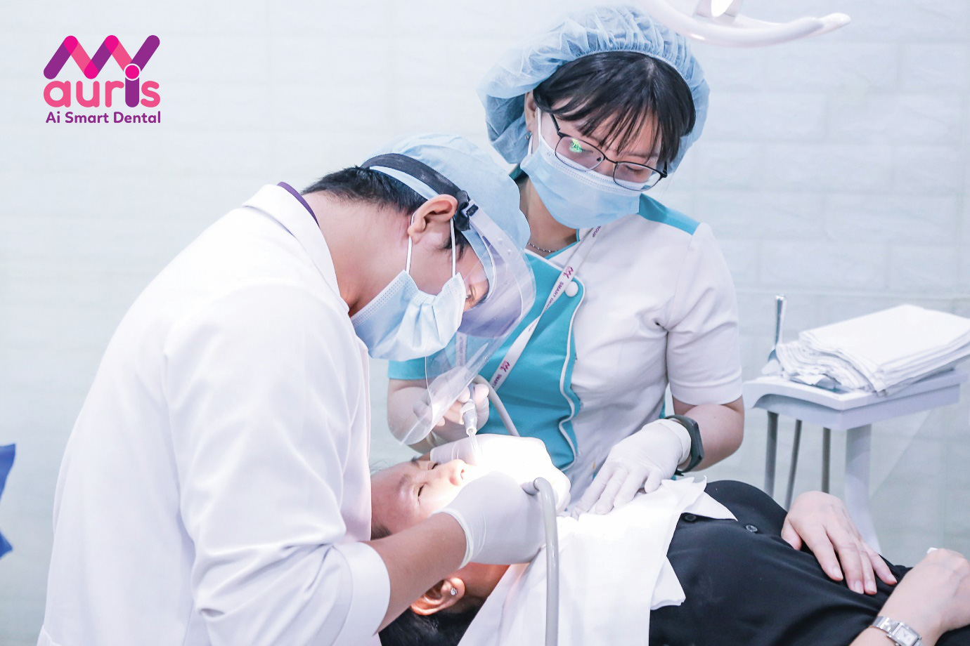 Nha Khoa Thông Minh Auris - Địa chỉ vàng cho hàm răng chắc khỏe - Ảnh 4. Nha Khoa Thông Minh Auris - Địa chỉ vàng cho hàm răng chắc khỏe - Ảnh 4.