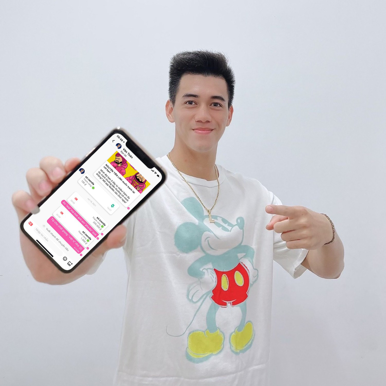 Đẹp trai không nợ dai, Tiến Linh “MoMo liền” trả tiền áo, hào phóng “tip thêm” cho giọng ca của Văn Toàn - Ảnh 2. Đẹp trai không nợ dai, Tiến Linh “MoMo liền” trả tiền áo, hào phóng “tip thêm” cho giọng ca của Văn Toàn - Ảnh 2.