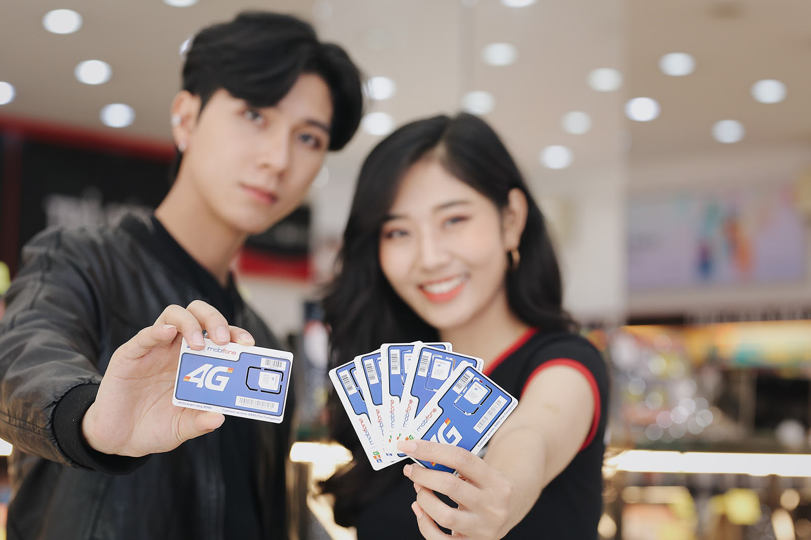 Mua SIM Triệu Ph&uacute; MobiFone 12T, FPT Shop tặng 12 th&aacute;ng sử dụng data 4G - Ảnh 1.