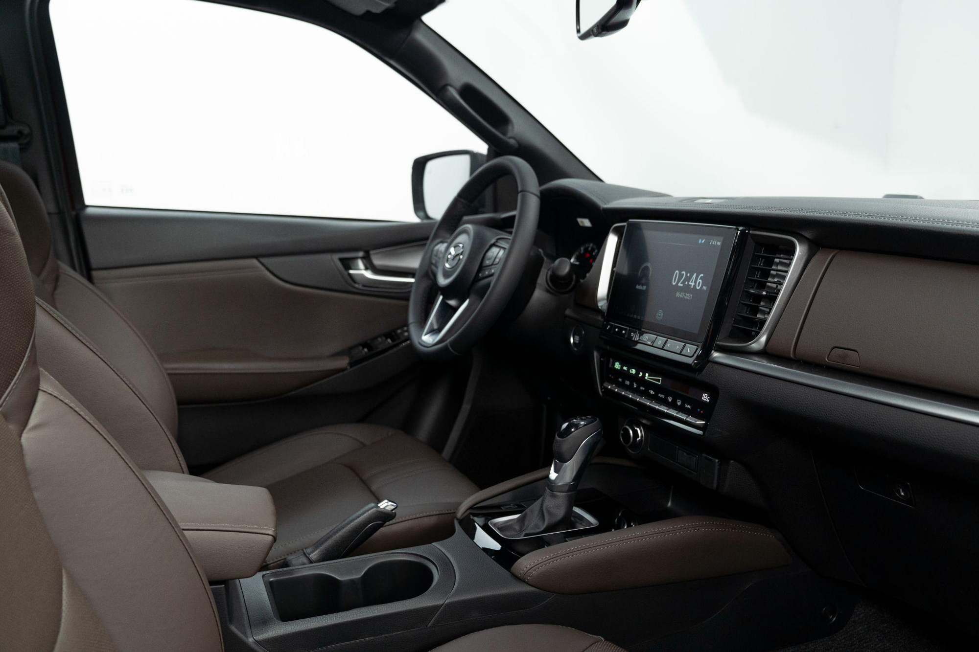 Mazda BT-50 2021 mang luồng gió mới cho phân khúc bán tải đô thị với tiện nghi như SUV cao cấp - Ảnh 7.