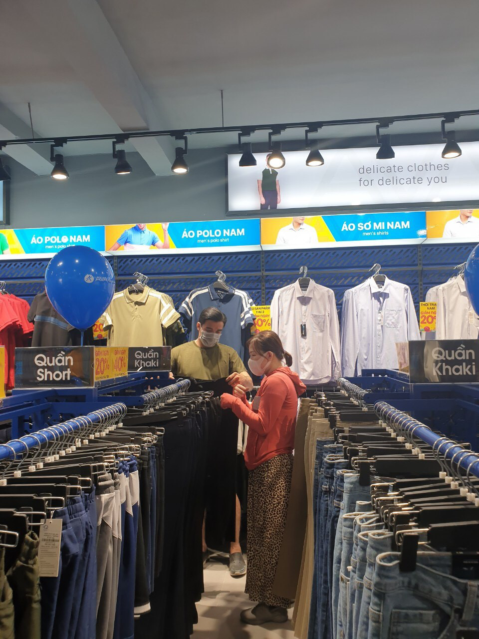 Loạt chuỗi AVA của Thế Giới Di Động nhập cuộc, ngành bán lẻ đổi màu - Ảnh 2. Loạt chuỗi AVA của Thế Giới Di Động nhập cuộc, ngành bán lẻ đổi màu - Ảnh 2.