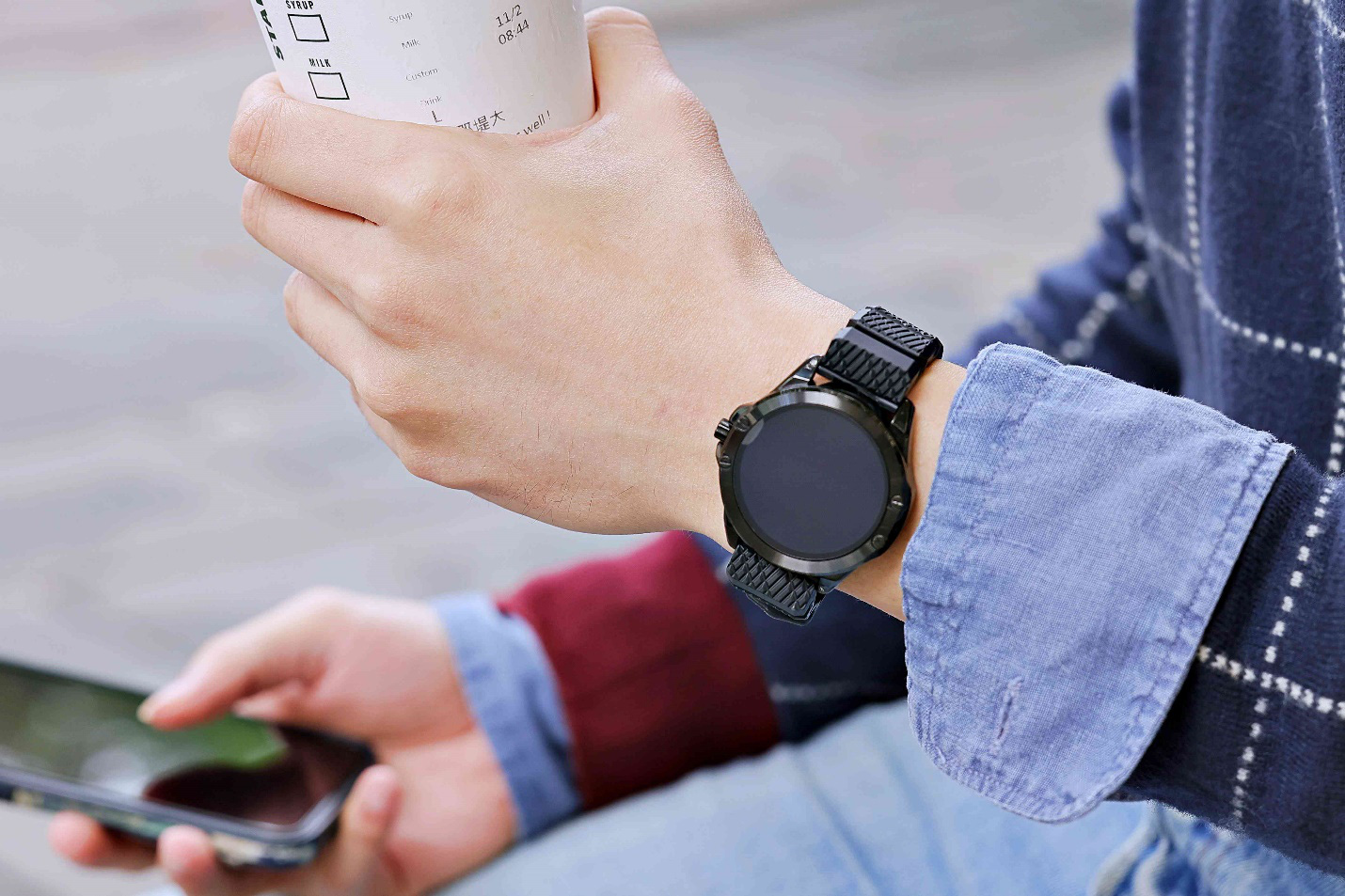 Hãy bắt đầu một ngày tràn đầy năng lượng cùng Smartwatch Q2 - Ảnh 5. Hãy bắt đầu một ngày tràn đầy năng lượng cùng Smartwatch Q2 - Ảnh 5.