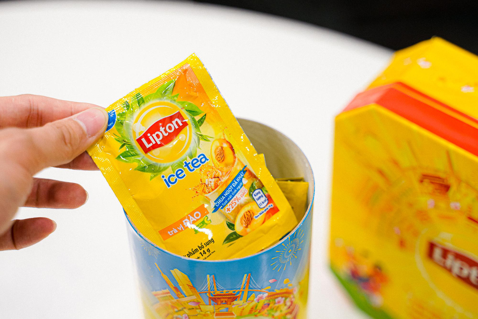 Unbox hộp quà Tết Lipton 2022: Đồ chất giá thơm, thiết kế ẩn chứa ý nghĩa siêu đặc biệt - Ảnh 3.