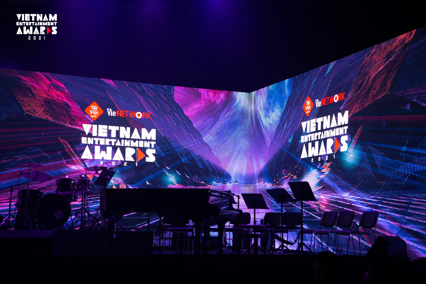Đêm Gala Trao Giải sự kiện Vietnam Entertainment Awards 2021 - nơi những tài năng được tôn vinh - Ảnh 2.
