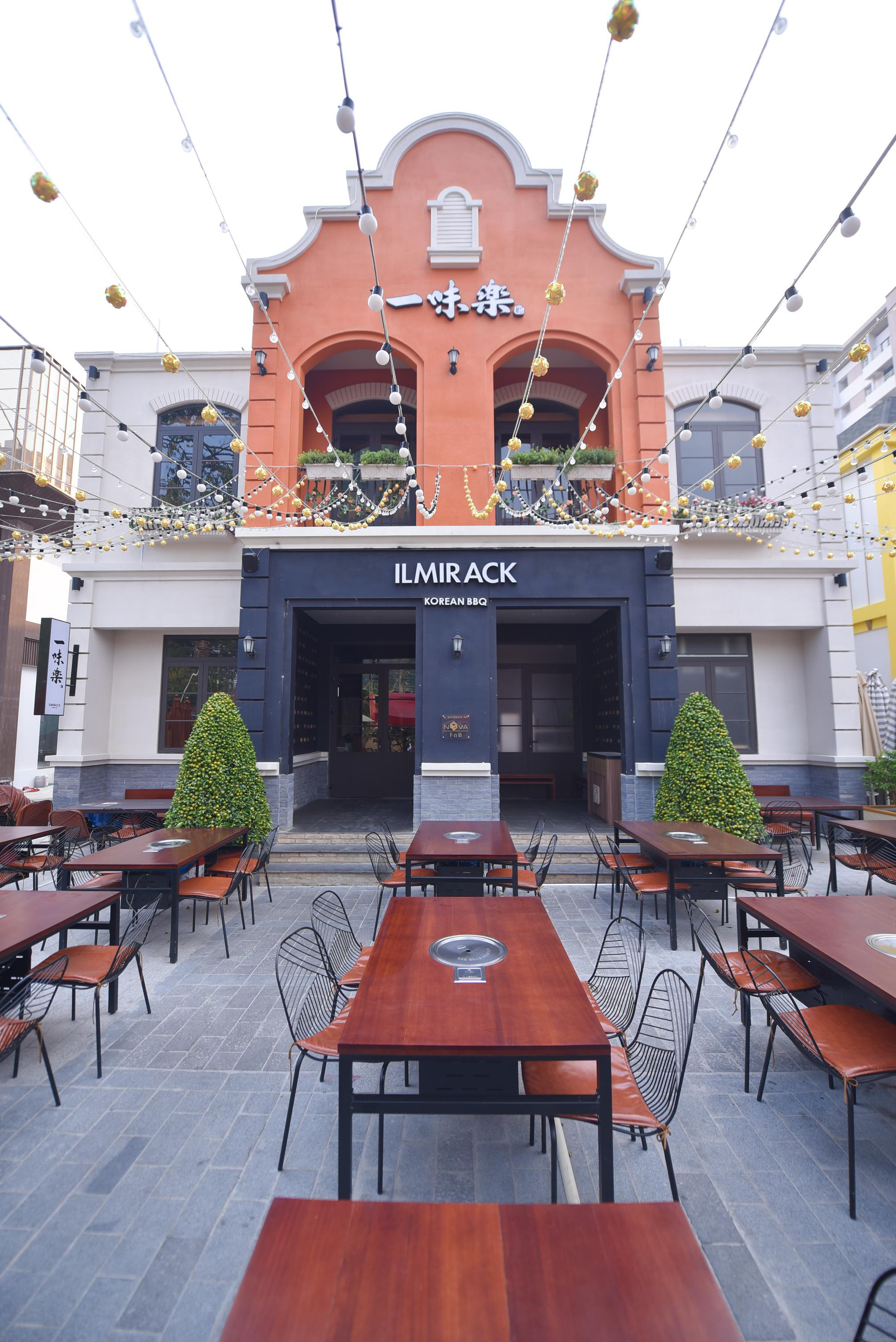 Thưởng thức ẩm thực quốc tế giữa không gian tết cổ truyền tại Novaland Gallery - Ảnh 1. Thưởng thức ẩm thực quốc tế giữa không gian tết cổ truyền tại Novaland Gallery - Ảnh 1.