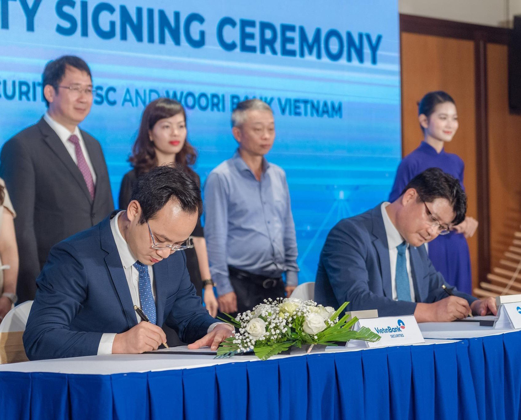 Một năm thành công với VietinBank Securities - Ảnh 1. Một năm thành công với VietinBank Securities - Ảnh 1.