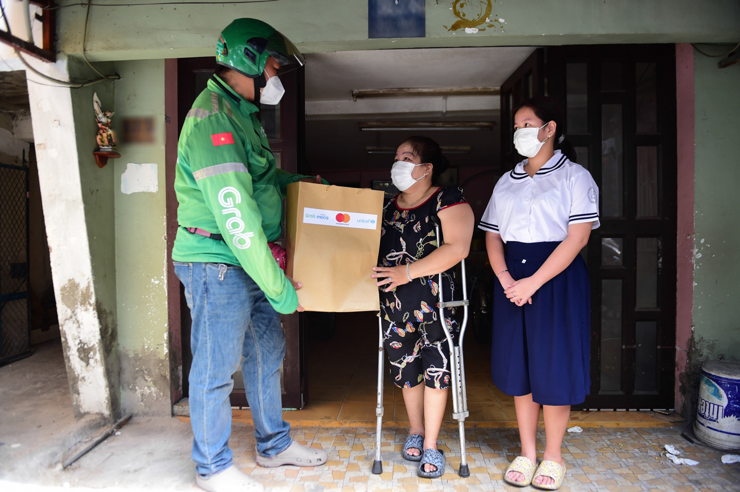 Chung tay cùng Mastercard và Grab Việt Nam hỗ trợ người dân gặp hoàn cảnh khó khăn - Ảnh 8.