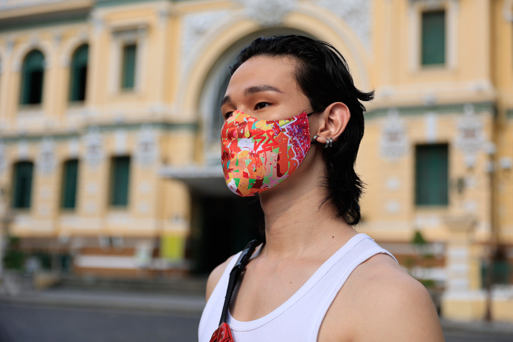 Cyril Kongo Mask 2022: Mang hội họa vào thời trang ứng dụng - Ảnh 7.