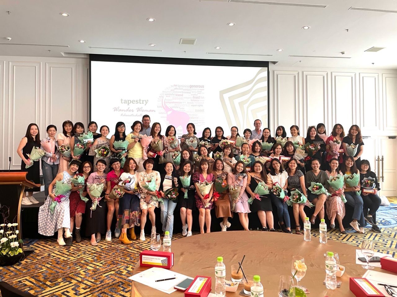 Coach Việt Nam được vinh danh là: “Nơi làm việc tốt nhất châu Á 2021” - Ảnh 1. Coach Việt Nam được vinh danh là: “Nơi làm việc tốt nhất châu Á 2021” - Ảnh 1.