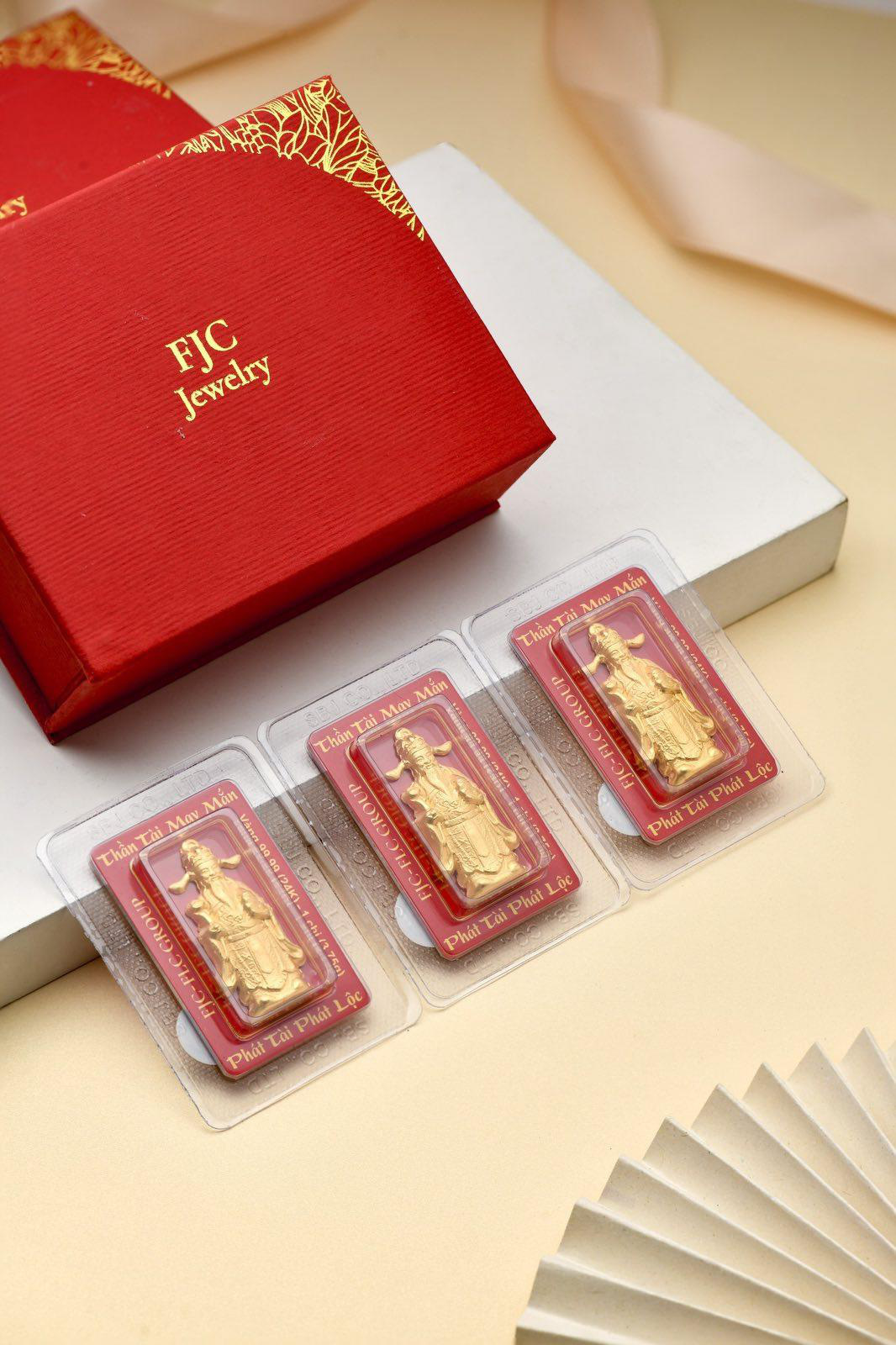 FJC giới thiệu bộ sản phẩm vàng ngày vía Thần Tài 2022 - Ảnh 2. FJC giới thiệu bộ sản phẩm vàng ngày vía Thần Tài 2022 - Ảnh 2.